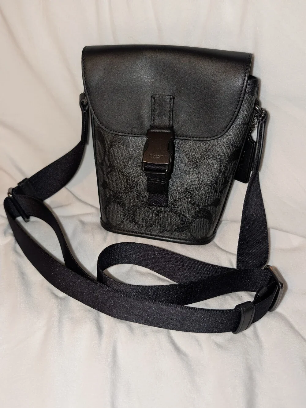 Coach Track Small Flap Crossbody Signature Canvas Black